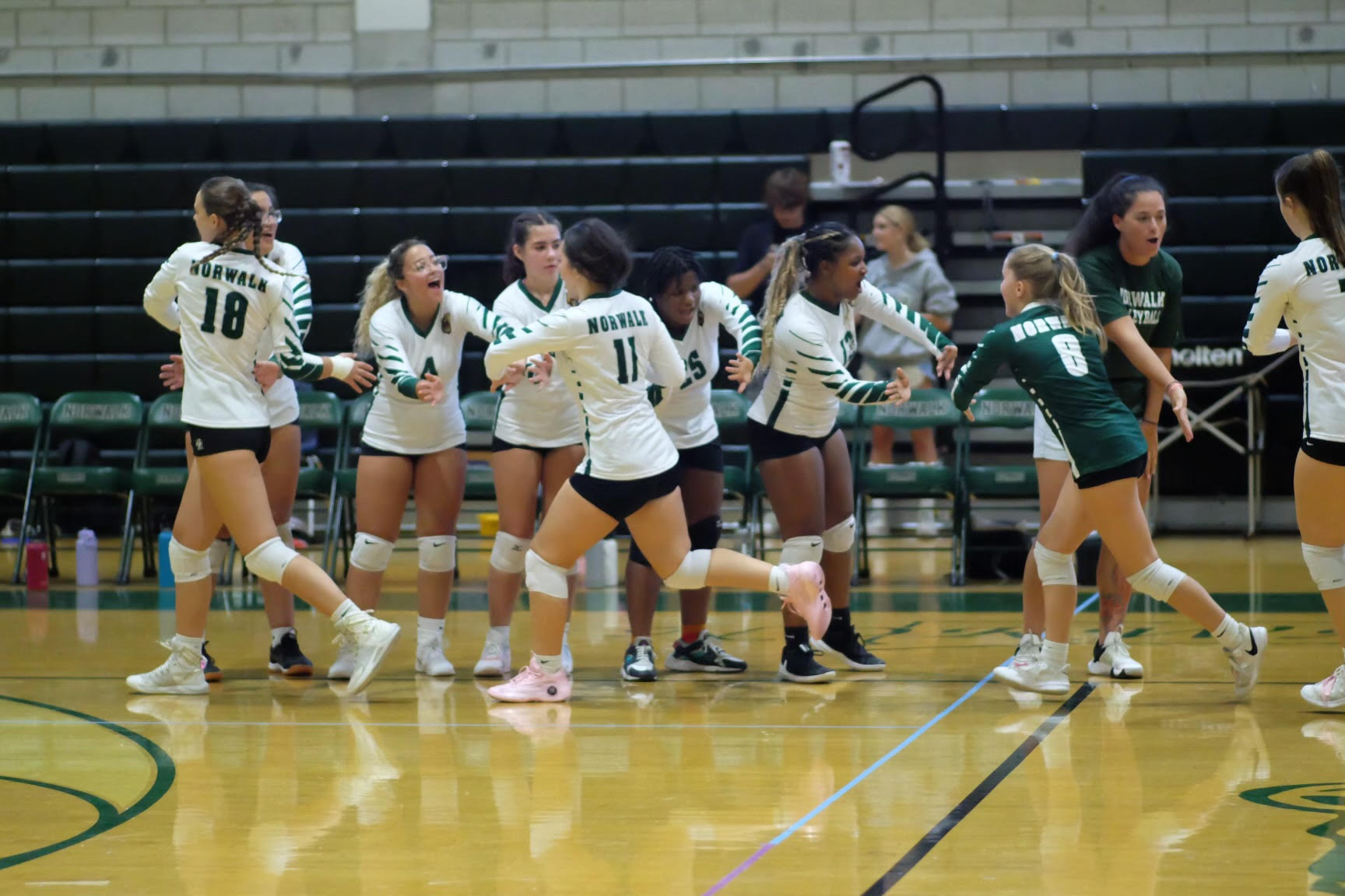 Norwalk Volleyballs Future Looks Bright With Coach Len In Charge